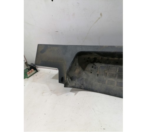 Накладка на порог задняя левая