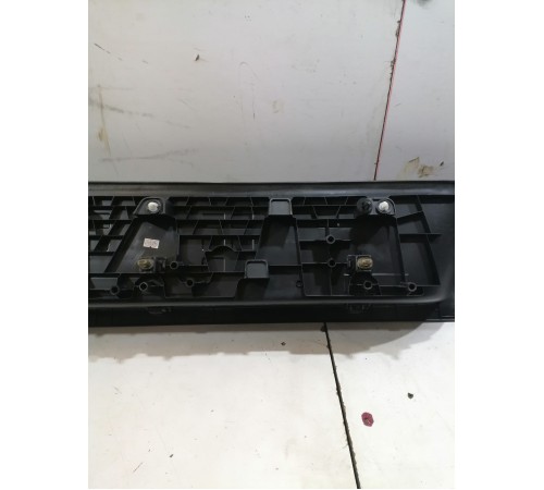 Накладка на порог задняя левая