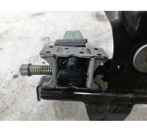 Электропривод заднего сиденья