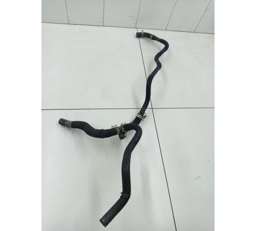 Трубка системы охлаждения