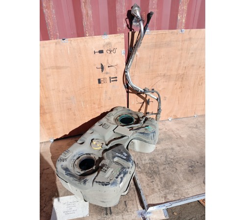 Бак топливный