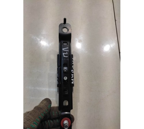 Механизм регулировки ремня безопасности(передний левый)