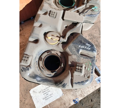 Бак топливный