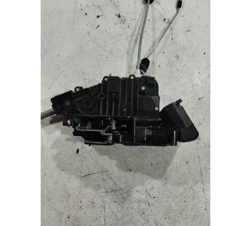 Замок двери (задний левый)