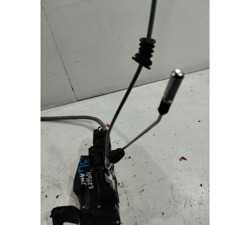 Замок двери (задний левый)