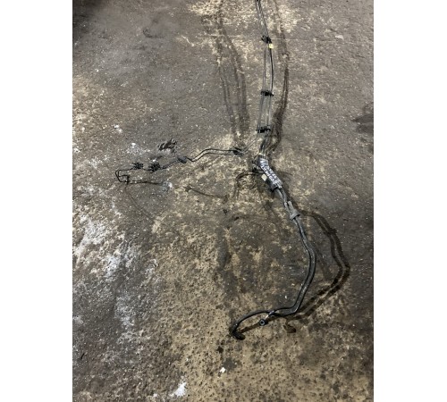 Топливная магистраль / тормозная магистраль