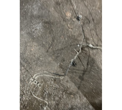 Топливная магистраль / тормозная магистраль