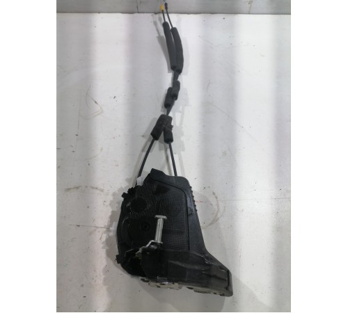 Замок двери задний левый