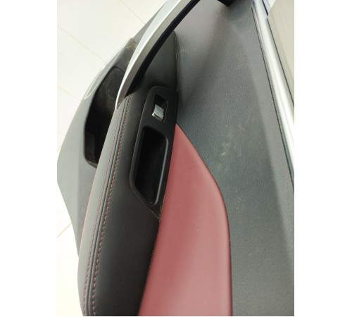 Обшивка двери задняя правая