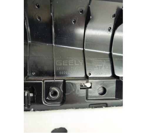 Обшивка двери задняя правая