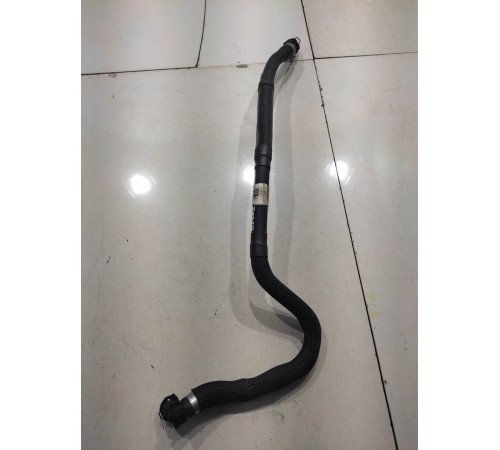 Патрубок вентиляции картерных газов