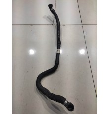 Патрубок вентиляции картерных газов