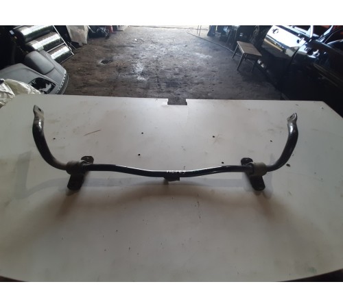 Стабилизатор передний