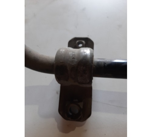 Стабилизатор передний