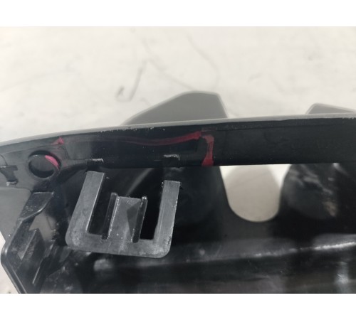 Накладка замка багажника правая