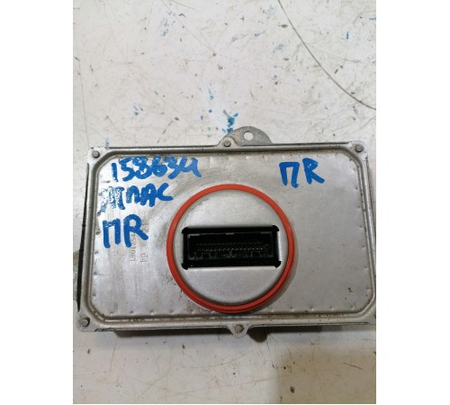 Блок розжига фар правый