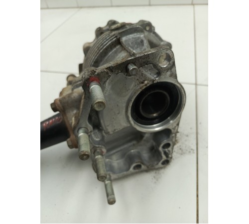 Редуктор передний