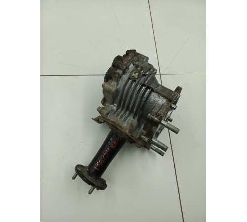 Редуктор передний