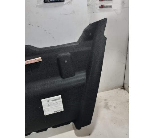 Обшивка багажника(левая)