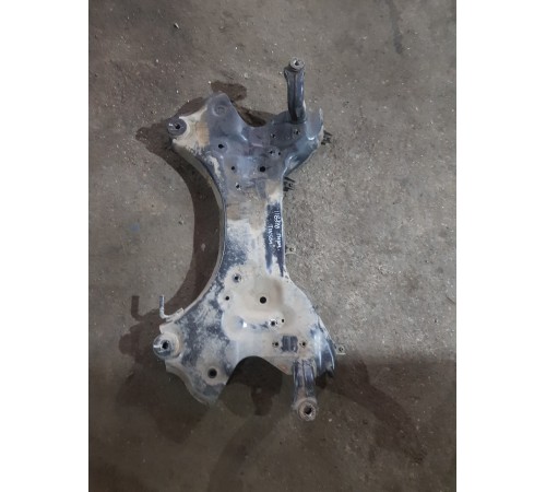 Балка подвески (подрамник) передняя