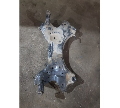 Балка подвески (подрамник) передняя