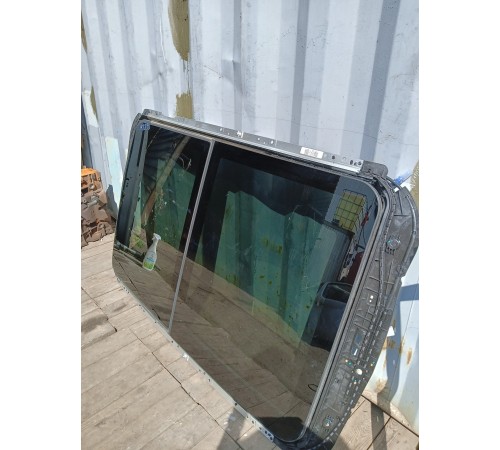 Люк крыши (панорама)