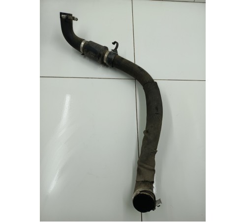 Патрубок радиатора