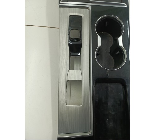 Накладка центральной консоли декоративная