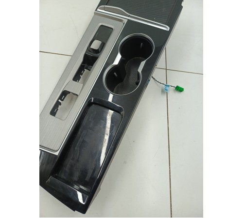 Накладка центральной консоли декоративная