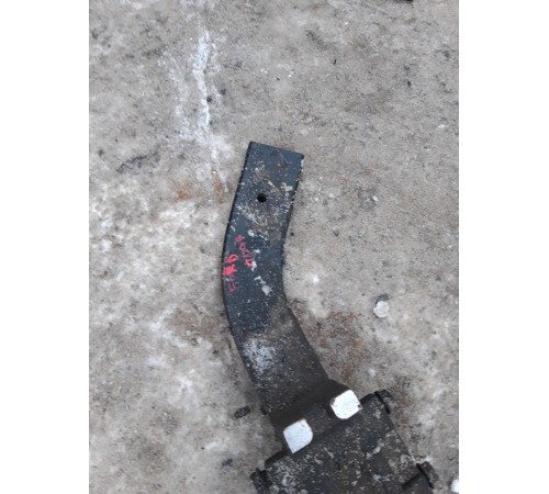 Рессора задняя правая с зажимом