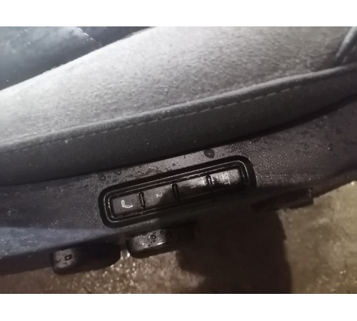 Сиденье переднее правое