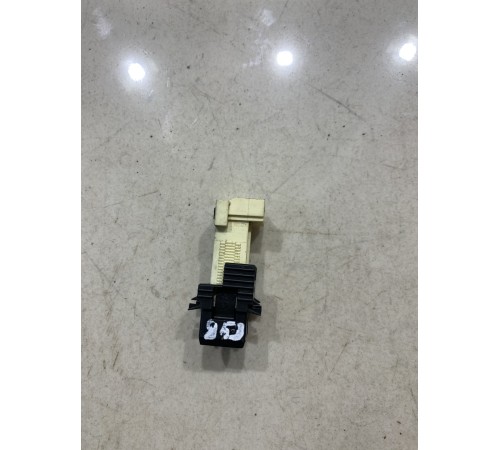 Датчик стоп сигнала