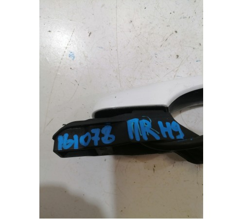 Ручка двери передняя правая наружная