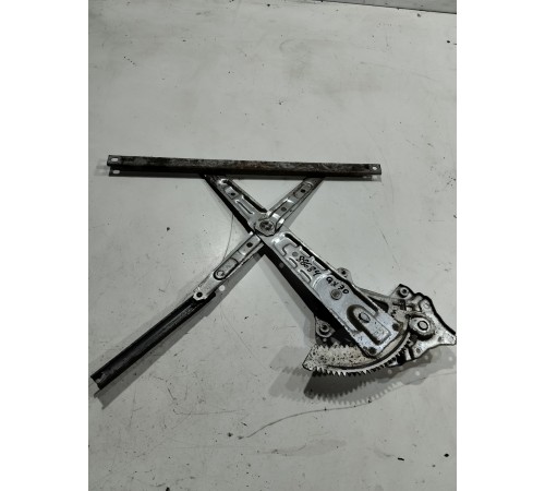 Стеклоподъемник (задний левый)