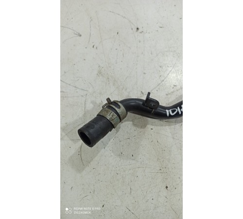 Патрубок системы охлаждения