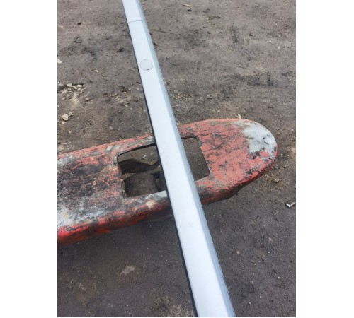 Рейлинг крыши левый