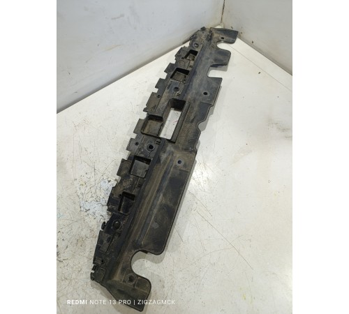 Накладка замка капота