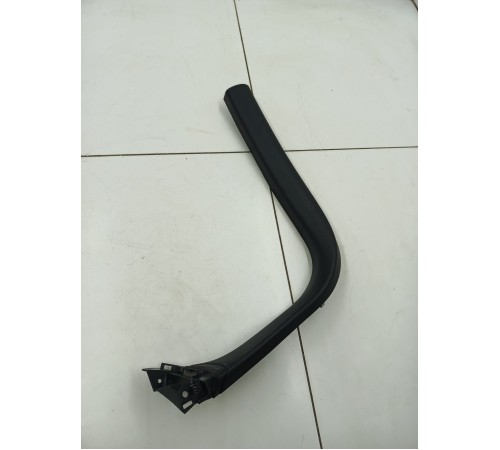 Обшивка двери багажника левая