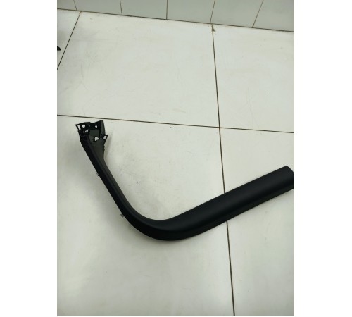 Обшивка двери багажника левая