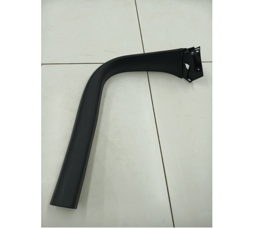 Обшивка двери багажника левая