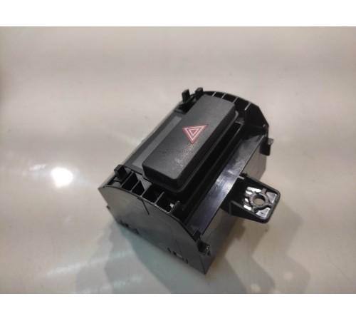 Кнопка аварийной сигнализации