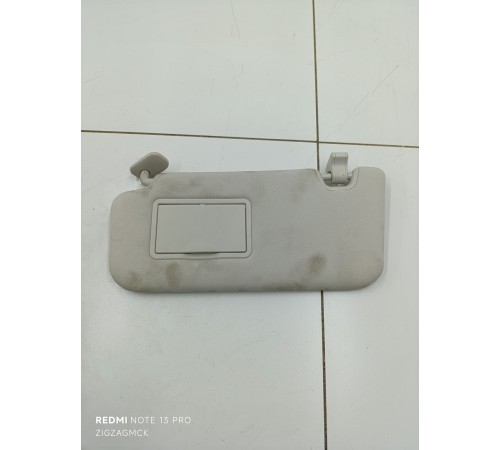 Козырек солнцезащитный левый