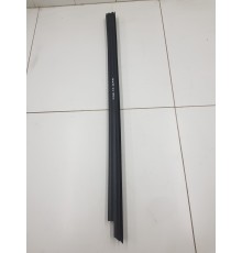 Уплотнитель стекла передний правый внутренний