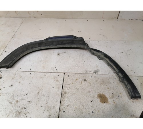 Молдинг крыла задний правый