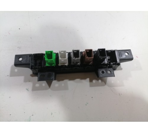 Блок кнопок многофункциональных центральной консоли