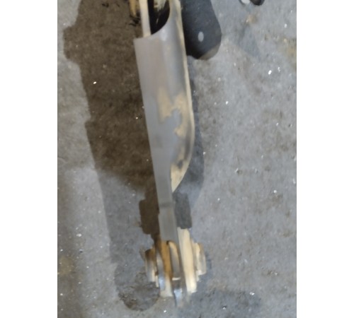 Рычаг подвески(задний правый)