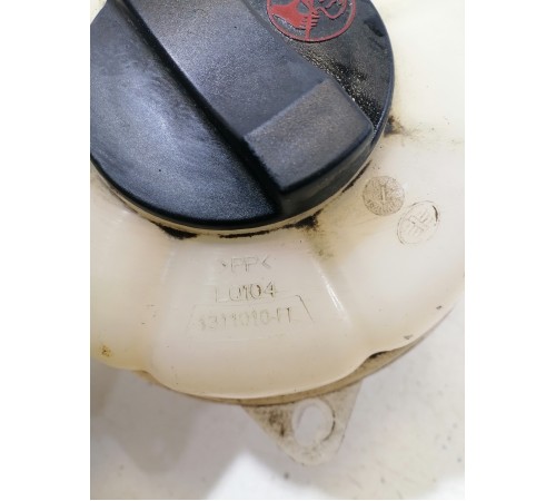 Бачок расширительный