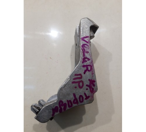 Кронштейн торпеды (правый)