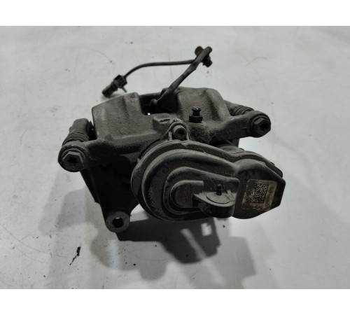 Суппорт(задний правый)