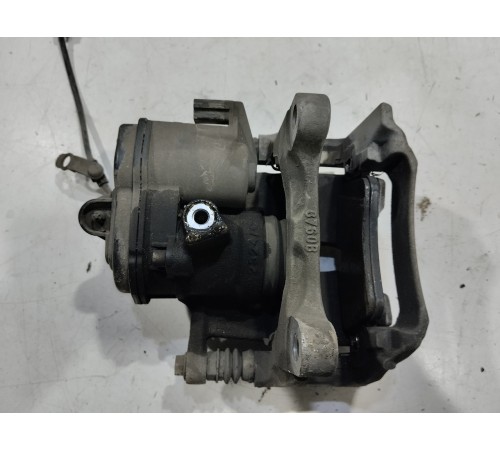 Суппорт(задний правый)